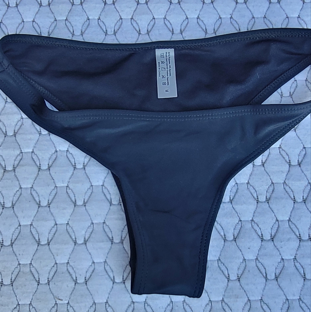 Bikini bottoms